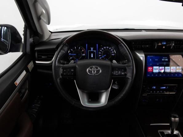 Toyota Fortuner II с пробегом 2018 года, цена 3 675 000 рублей, 93967 км, внедорожник, Автокод Объявления
