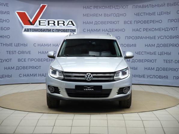 Volkswagen Tiguan I Рестайлинг с пробегом 2011 года, цена 900 000 рублей, 272000 км, внедорожник, Автокод Объявления