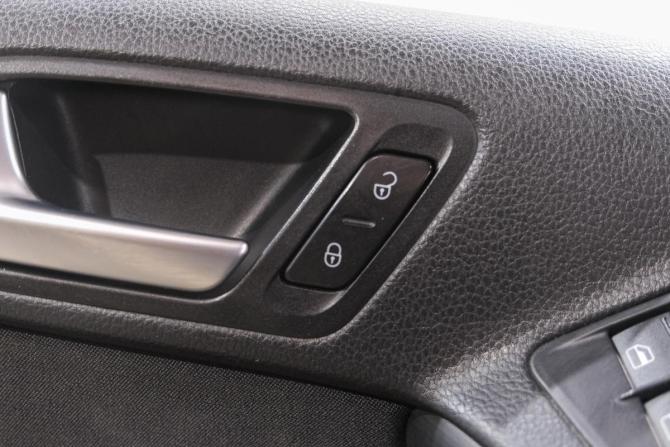 Volkswagen Tiguan I Рестайлинг с пробегом 2014 года, цена 1 469 000 рублей, 249998 км, внедорожник, Автокод Объявления