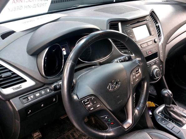 Hyundai Santa Fe III Рестайлинг с пробегом 2017 года, цена 1 725 000 рублей, 135222 км, внедорожник, Автокод Объявления