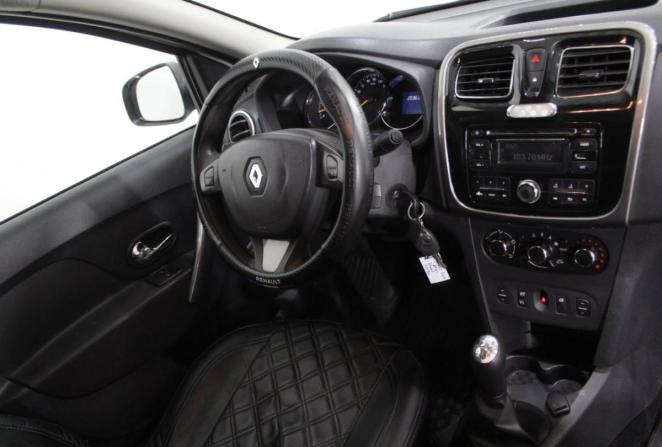 Renault Logan II с пробегом 2016 года, цена 535 000 рублей, 203633 км, седан, Автокод Объявления