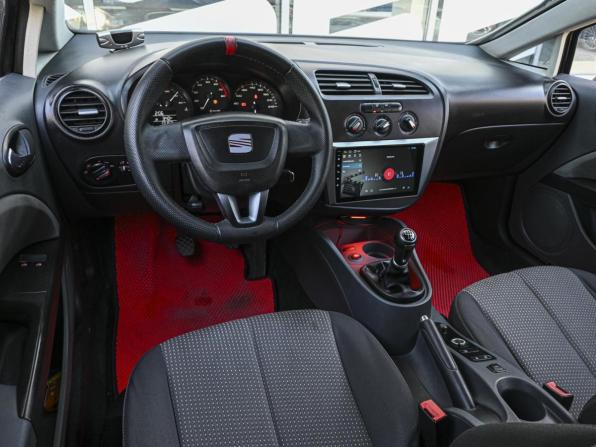 SEAT Leon II с пробегом 2009 года, цена 682 000 рублей, 231876 км, хэтчбек, Автокод Объявления