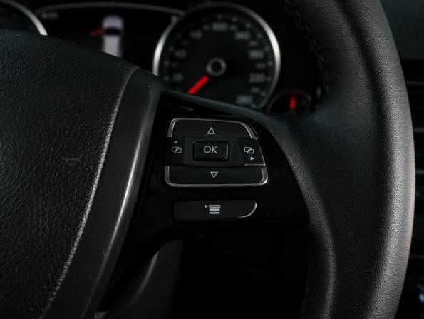 Volkswagen Touareg II с пробегом 2011 года, цена 1 595 000 рублей, 271557 км, внедорожник, Автокод Объявления