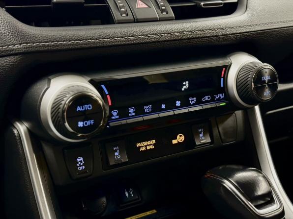 Toyota RAV4 V (XA50) с пробегом 2019 года, цена 3 321 000 рублей, 57812 км, внедорожник, Автокод Объявления