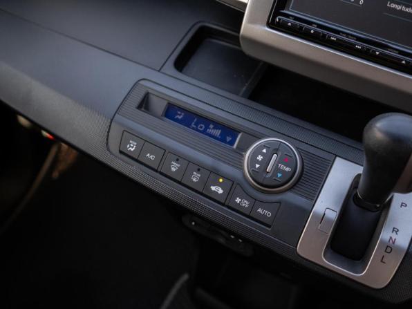 Honda Freed I Рестайлинг с пробегом 2014 года, цена 1 449 000 рублей, 171466 км, компактвэн, Автокод Объявления