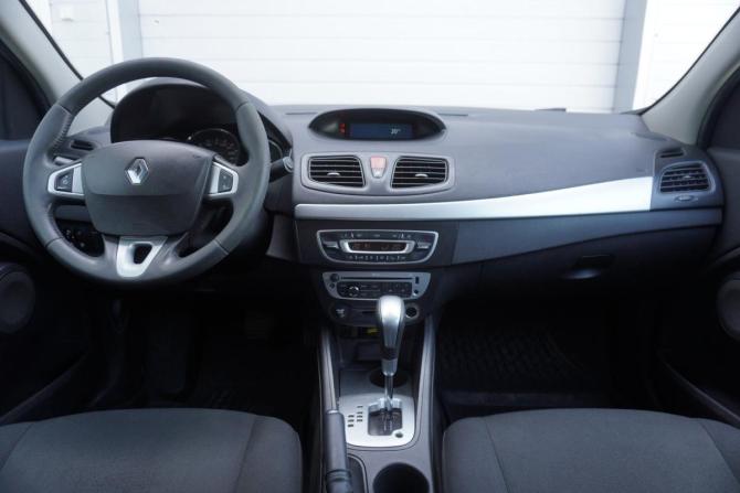 Renault Fluence I с пробегом 2010 года, цена 565 000 рублей, 191246 км, седан, Автокод Объявления