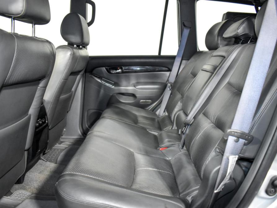 Toyota Land Cruiser Prado 120 Series Рестайлинг Санкт-Петербург  - изображение 12