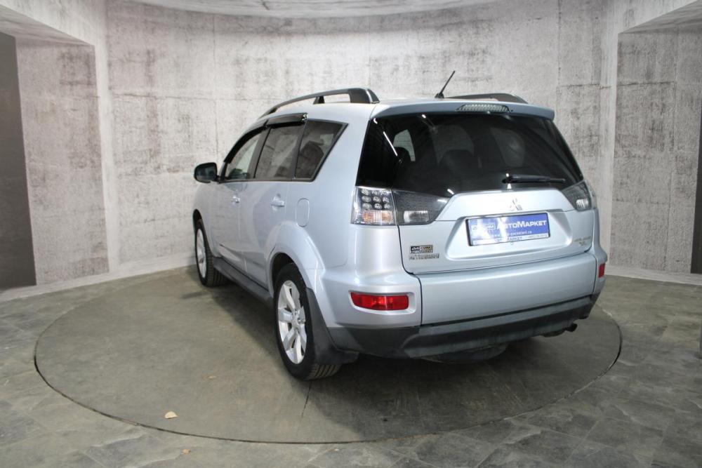 Mitsubishi Outlander II Рестайлинг Ярославль  - изображение 8