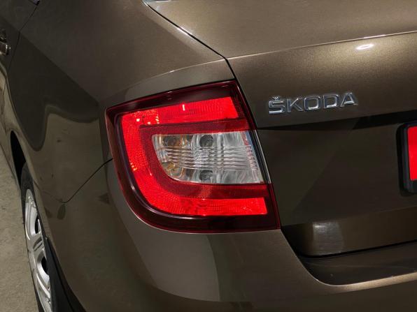Skoda Rapid I Рестайлинг с пробегом 2019 года, цена 1 400 000 рублей, 67419 км, лифтбек, Автокод Объявления