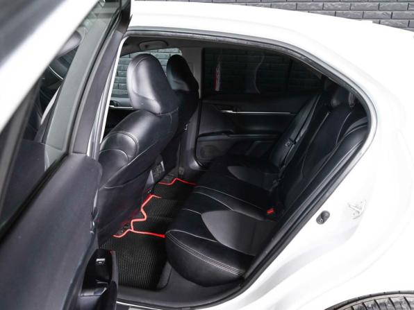 Toyota Camry VIII (XV70) с пробегом 2018 года, цена 2 100 000 рублей, 147677 км, седан, Автокод Объявления