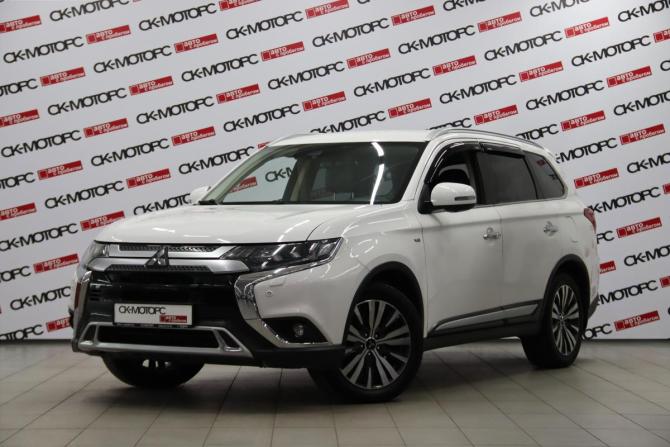 Mitsubishi Outlander III Рестайлинг 3 с пробегом 2019 года, цена 2 795 950 рублей, 116757 км, внедорожник, Автокод Объявления