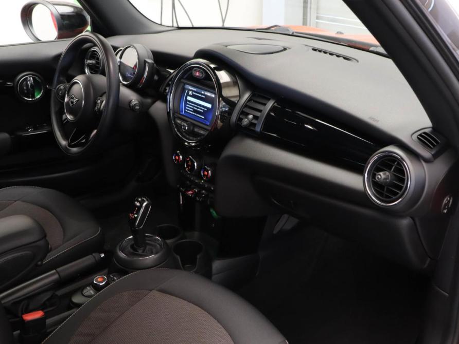 Mini Hatch III (F55/F56) Рестайлинг Москва  - изображение 16