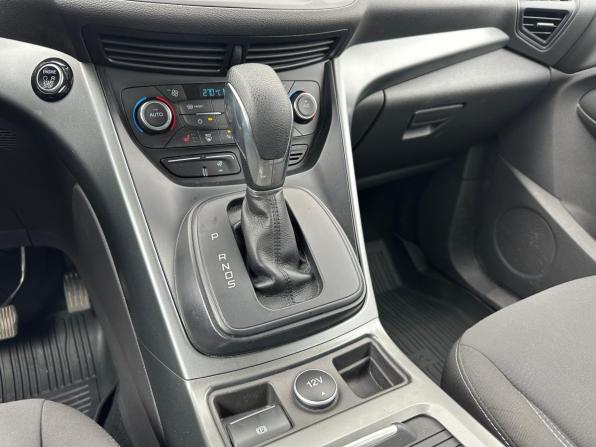 Ford Kuga II Рестайлинг с пробегом 2018 года, цена 1 720 000 рублей, 85000 км, внедорожник, Автокод Объявления