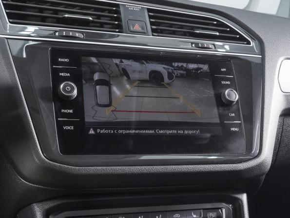Volkswagen Tiguan II с пробегом 2019 года, цена 2 420 000 рублей, 64015 км, внедорожник, Автокод Объявления