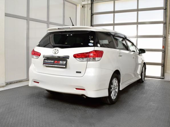 Toyota Wish II с пробегом 2010 года, цена 1 415 995 рублей, 167103 км, минивэн, Автокод Объявления