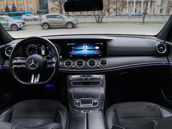 Mercedes-Benz E-Класс V (W213 S213 C238) Рестайлинг с пробегом 2021 года, цена 5 400 000 рублей, 60000 км, седан, Автокод Объявления