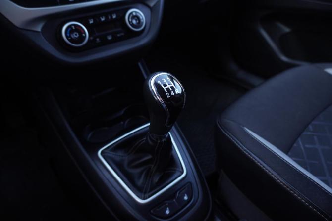 Lada (ВАЗ) Vesta I с пробегом 2019 года, цена 979 000 рублей, 176085 км, универсал, Автокод Объявления