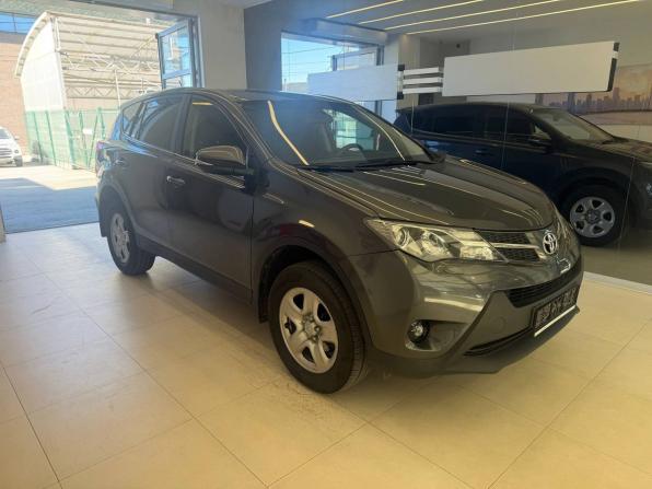 Toyota RAV4 IV (XA40) с пробегом 2014 года, цена 1 800 500 рублей, 200636 км, внедорожник, Автокод Объявления