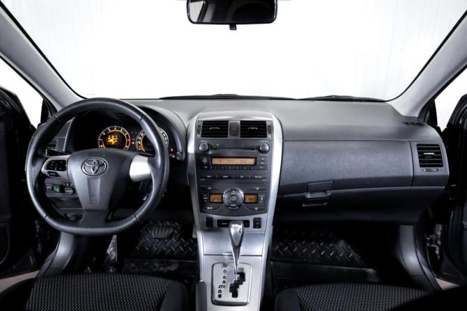 Toyota Corolla X (E140 E150) Рестайлинг с пробегом 2012 года, цена 1 099 000 рублей, 434163 км, седан, Автокод Объявления
