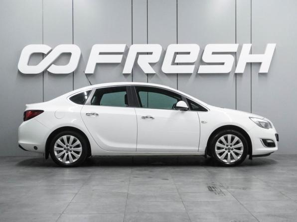 Opel Astra J Рестайлинг с пробегом 2013 года, цена 999 000 рублей, 93194 км, седан, Автокод Объявления