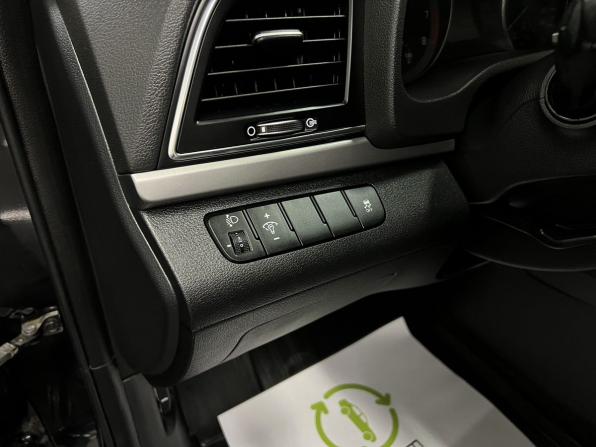 Hyundai Elantra VI (AD) с пробегом 2018 года, цена 1 545 000 рублей, 120429 км, седан, Автокод Объявления