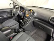 Kia Carens II (UN) Москва  - изображение 31