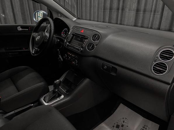 Volkswagen Golf Plus II с пробегом 2011 года, цена 750 000 рублей, 114827 км, хэтчбек, Автокод Объявления
