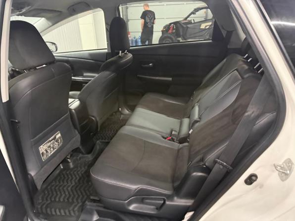 Toyota Prius Alpha I (ZVW40/41) Рестайлинг с пробегом 2015 года, цена 1 547 000 рублей, 74770 км, универсал, Автокод Объявления