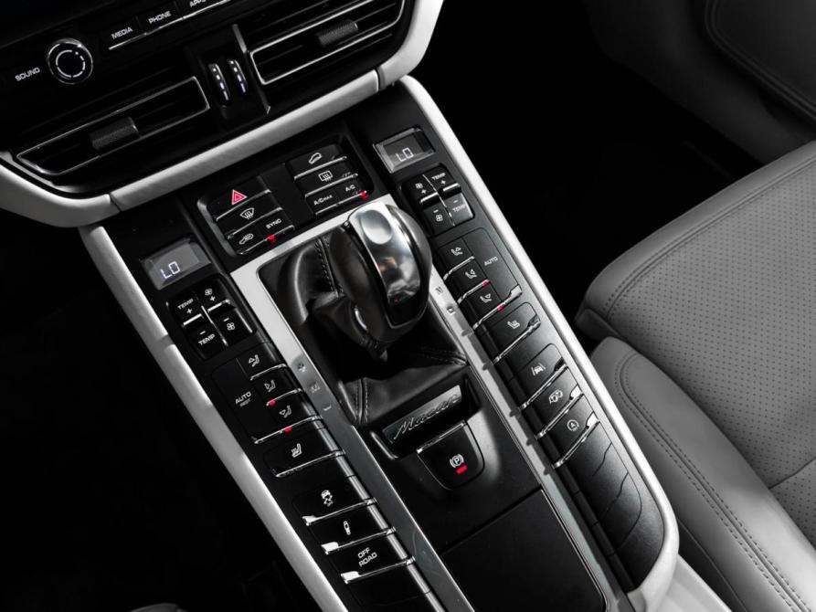 Porsche Macan I Рестайлинг Санкт-Петербург  - изображение 20