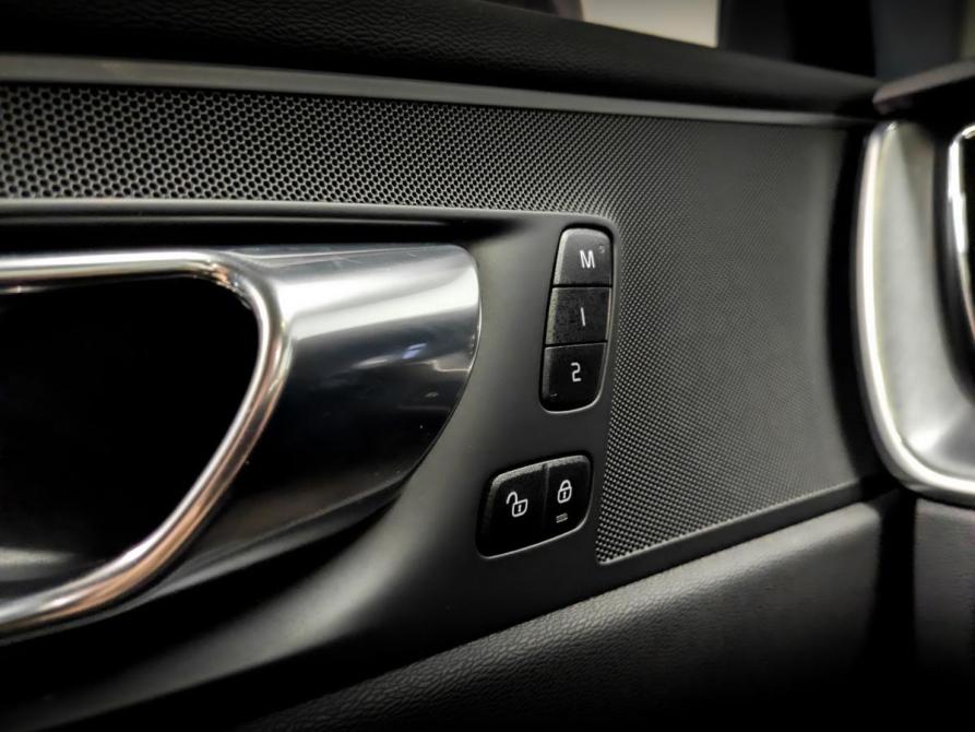 Volvo XC60 II Санкт-Петербург  - изображение 30