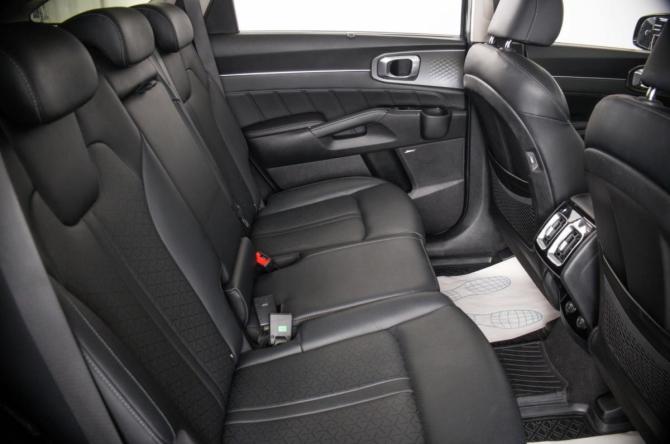 Kia Sorento IV с пробегом 2021 года, цена 3 799 000 рублей, 105000 км, внедорожник, Автокод Объявления