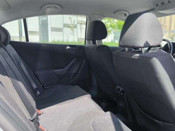 Volkswagen Passat B6 с пробегом 2010 года, цена 650 000 рублей, 171283 км, седан, Автокод Объявления