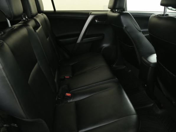 Toyota RAV4 IV (XA40) Рестайлинг с пробегом 2016 года, цена 1 936 000 рублей, 192500 км, внедорожник, Автокод Объявления