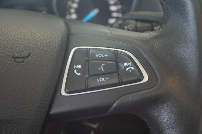 Ford Focus III Рестайлинг с пробегом 2018 года, цена 1 579 000 рублей, 97877 км, хэтчбек, Автокод Объявления