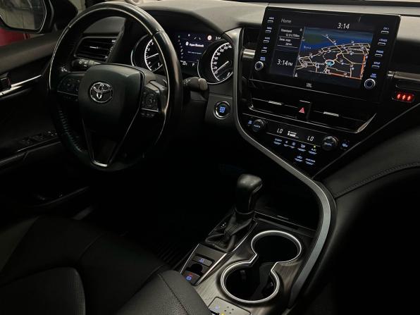 Toyota Camry VIII (XV70) Рестайлинг с пробегом 2021 года, цена 2 599 000 рублей, 161135 км, седан, Автокод Объявления