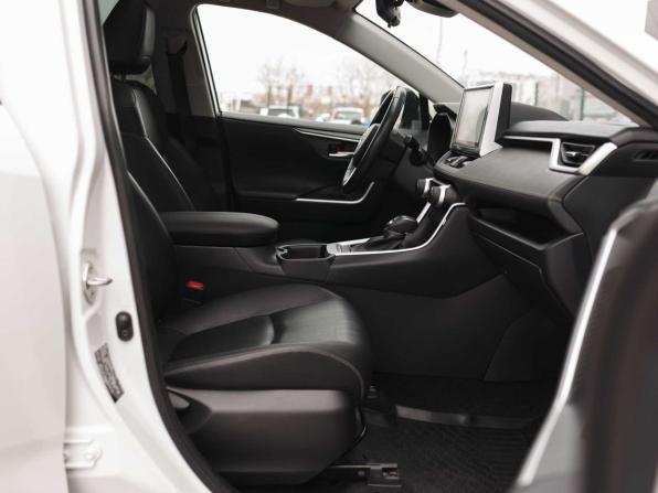 Toyota RAV4 V (XA50) с пробегом 2020 года, цена 3 195 000 рублей, 51083 км, внедорожник, Автокод Объявления