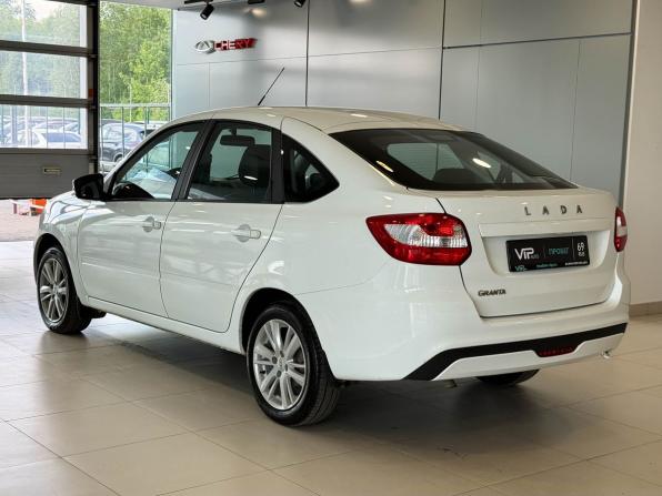 Lada (ВАЗ) Granta I Рестайлинг с пробегом 2023 года, цена 957 000 рублей, 48648 км, лифтбек, Автокод Объявления