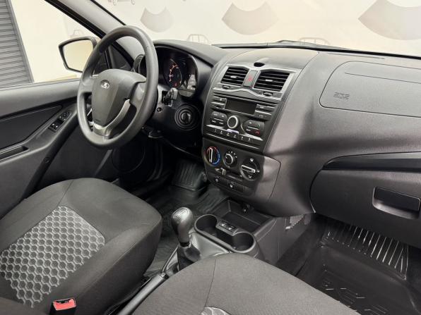 Lada (ВАЗ) Granta I Рестайлинг с пробегом 2024 года, цена 920 000 рублей, 41522 км, седан, Автокод Объявления