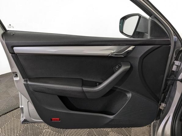 Skoda Octavia III (A7) Рестайлинг с пробегом 2017 года, цена 1 660 000 рублей, 68914 км, лифтбек, Автокод Объявления