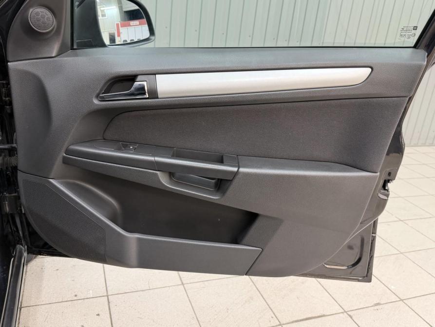 Opel Astra J Рестайлинг Магнитогорск  - изображение 15