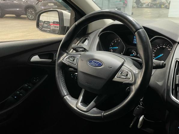 Ford Focus III Рестайлинг с пробегом 2017 года, цена 1 098 000 рублей, 115307 км, седан, Автокод Объявления