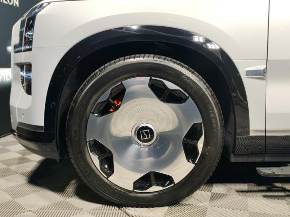 Новый Zeekr 9X 2025 года, цена 14 481 400 рублей, внедорожник, Автокод Объявления