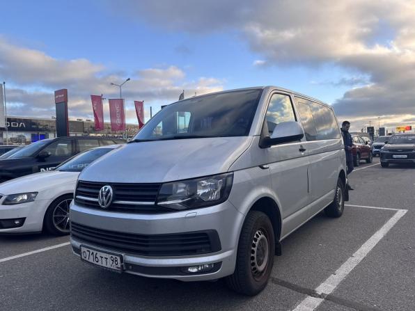 Volkswagen Caravelle T6 с пробегом 2015 года, цена 2 733 333 рубля, 132000 км, минивэн, Автокод Объявления