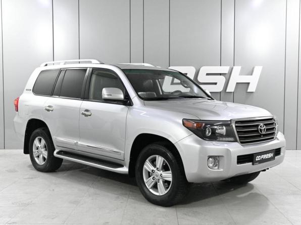 Toyota Land Cruiser 200 Series Рестайлинг 1 с пробегом 2013 года, цена 3 779 000 рублей, 275981 км, внедорожник, Автокод Объявления