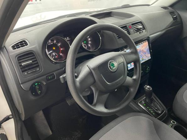 Skoda Yeti I с пробегом 2013 года, цена 749 000 рублей, 127500 км, внедорожник, Автокод Объявления