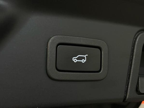Land Rover Range Rover Velar I с пробегом 2019 года, цена 4 060 000 рублей, 68600 км, внедорожник, Автокод Объявления