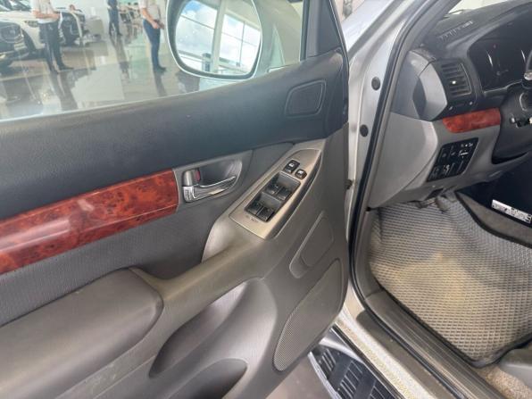 Toyota Land Cruiser Prado 120 Series с пробегом 2006 года, цена 1 595 000 рублей, 260000 км, внедорожник, Автокод Объявления