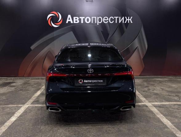 Toyota Avalon V с пробегом 2022 года, цена 3 650 000 рублей, 8472 км, седан, Автокод Объявления