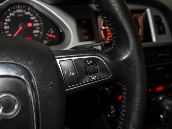 Audi A6 III (C6) Рестайлинг с пробегом 2009 года, цена 1 039 000 рублей, 272000 км, седан, Автокод Объявления