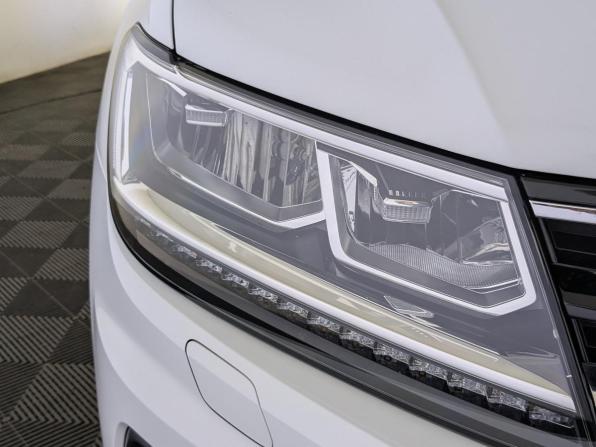 Volkswagen Tiguan II с пробегом 2020 года, цена 2 372 500 рублей, 54381 км, внедорожник, Автокод Объявления